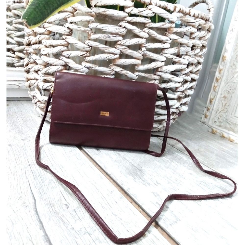 BUXTON BURGUNDY CONVERTIBLE WALLET/CROSSBDY - Picture 4 of 9